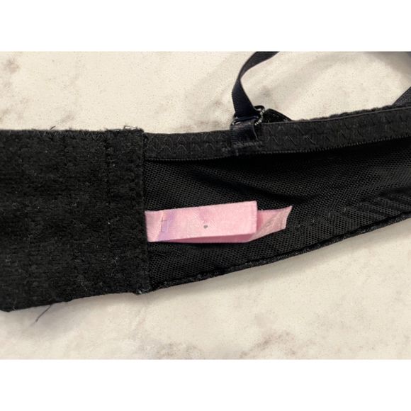 Women's Velvet Bra-size Medium - Picture 5 of 5